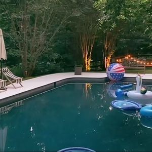 Meet your Posher, Mimi